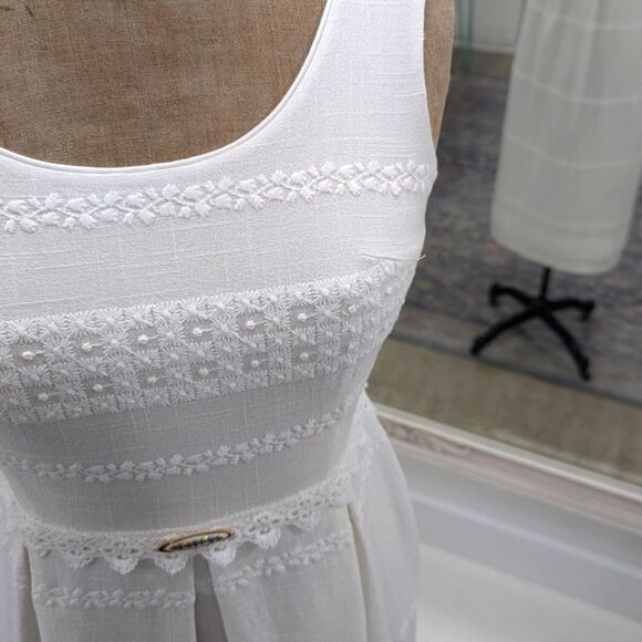 Vintage Linen Midi Dress - Picture 1 of 8